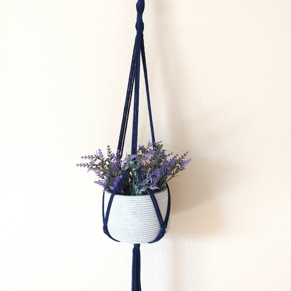💐Handmade Macrame Plant Hanger💐 - Picture 3 of 5